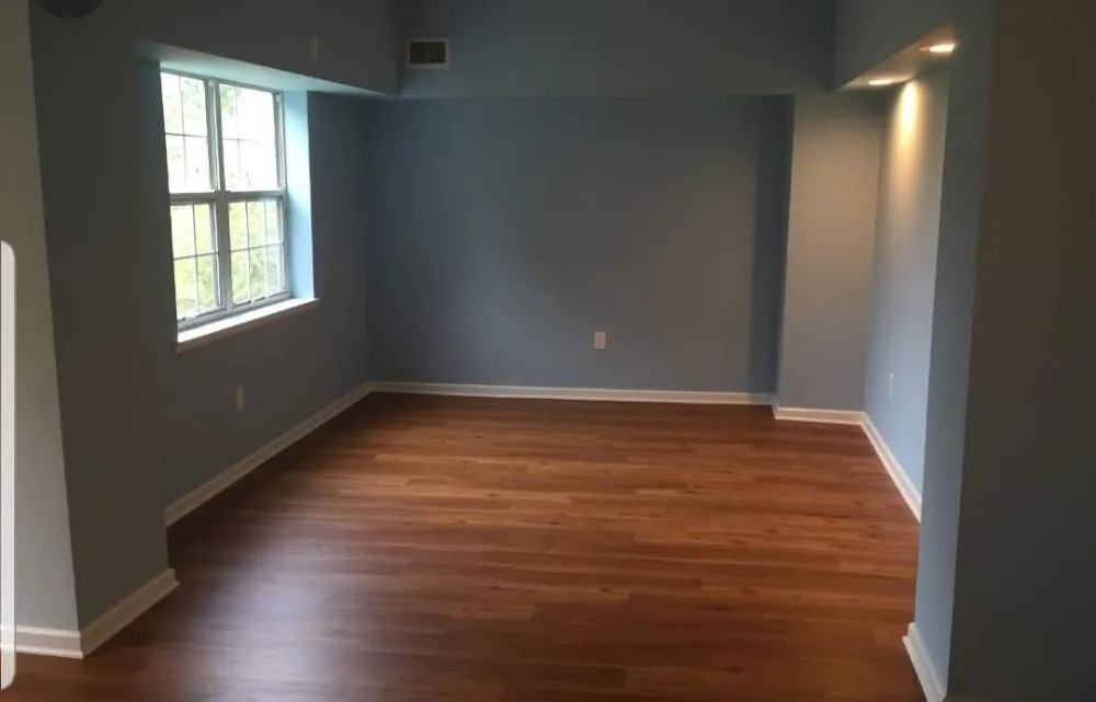 Slide of SAS -Z Contracting