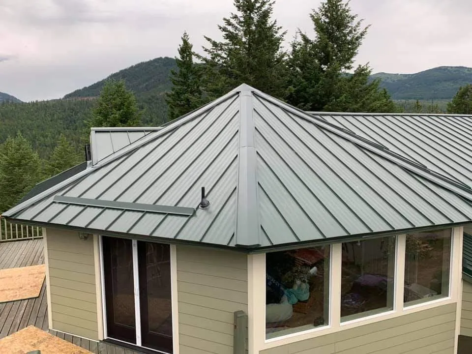 Slide of Sasquatch Builders