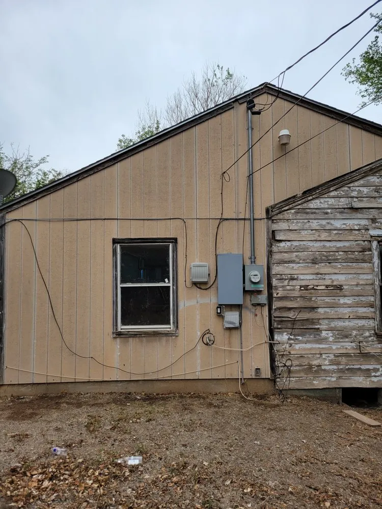 Slide of Sauls Investment And Handyman Service