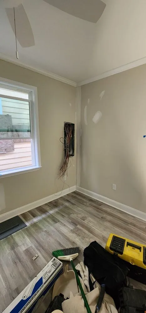 Slide of Savor Construction Group