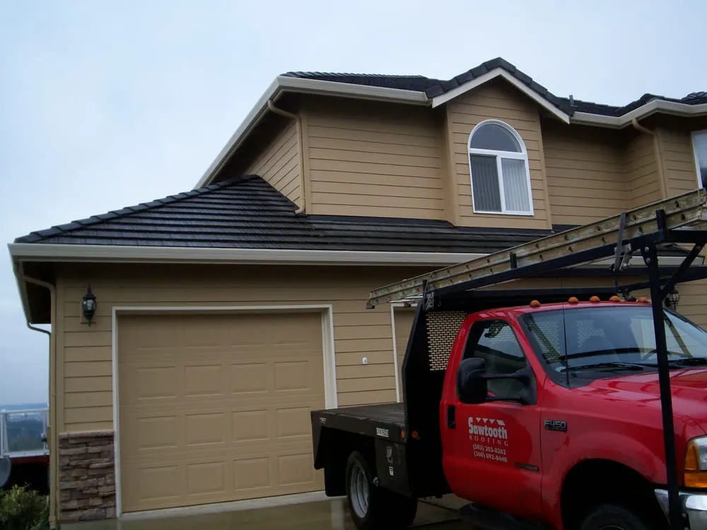 Slide of Sawtooth Roofing