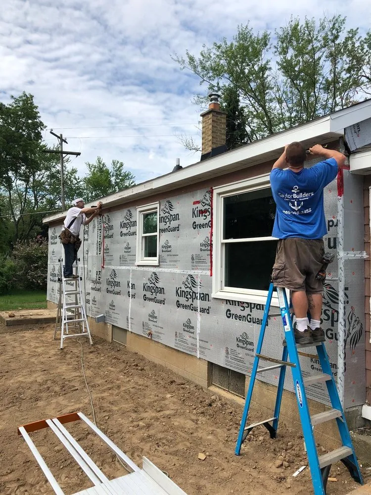 Slide of Saylor Builders