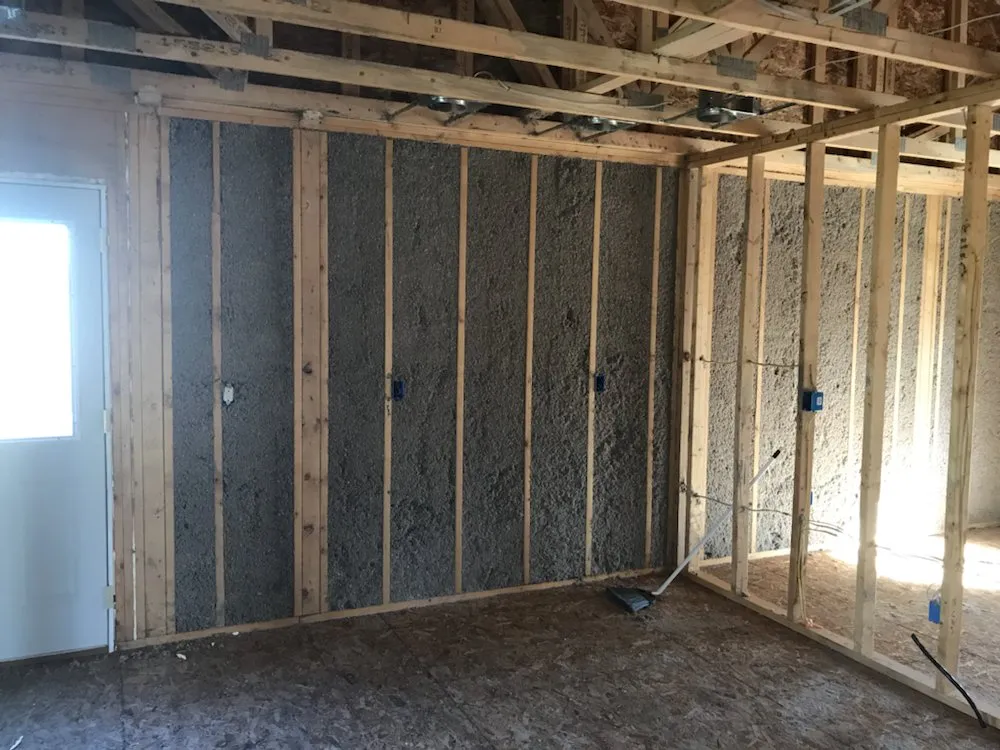 Slide of Saylor Builders