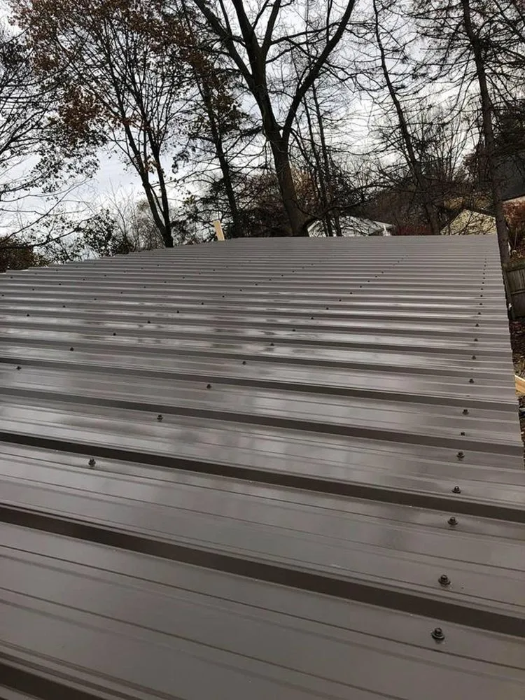 Slide of Saylor Builders