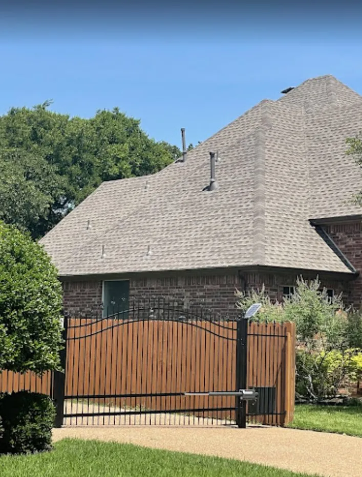 Slide of S&B Fencing