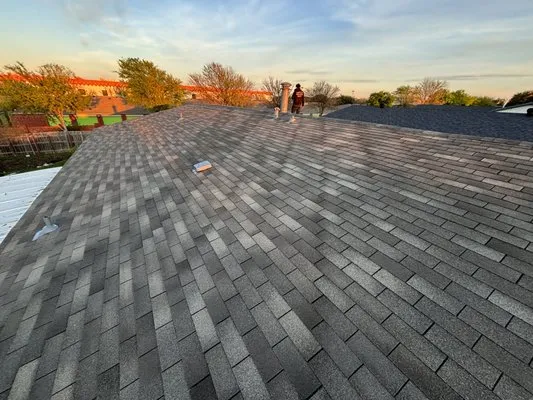 S&B Roofing and Porches Logo