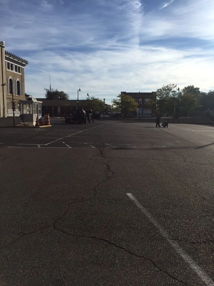 Slide of S&C Roofing & Paving