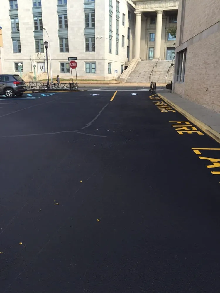 Slide of S&C Roofing & Paving