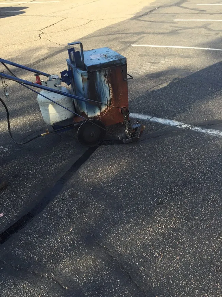 Slide of S&C Roofing & Paving