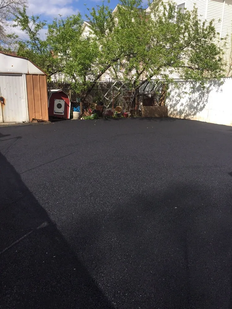 Slide of S&C Roofing & Paving