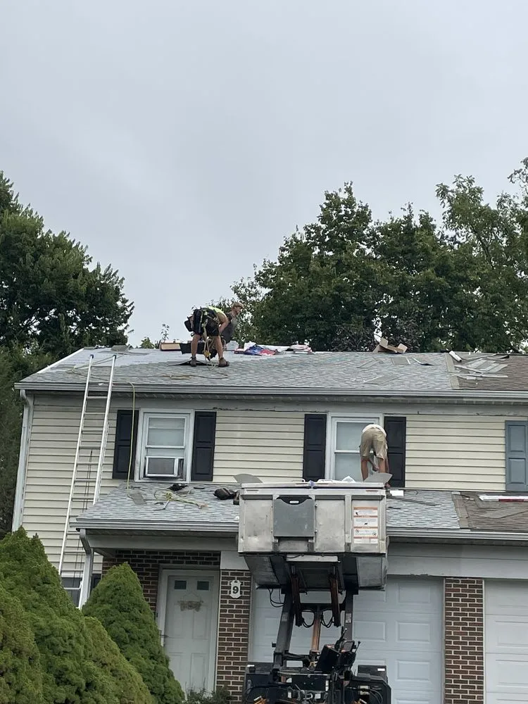 Expert roof inspection experts serving Bird In Hand, PA - Scenic View Roofing LLC