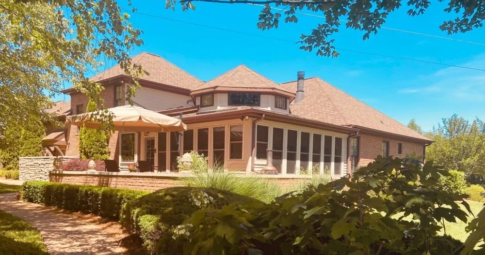 Slide of Scg Exteriors