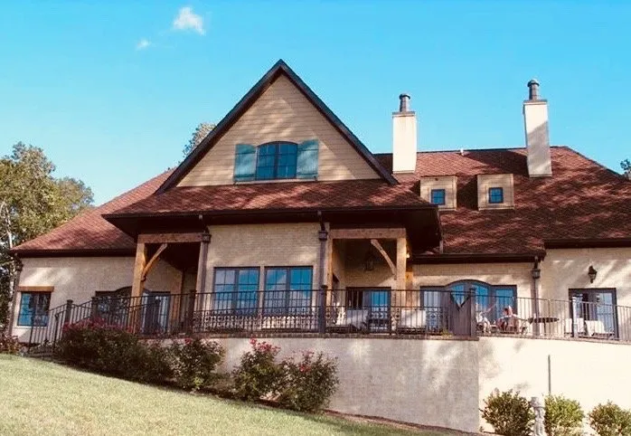 Slide of Scg Exteriors