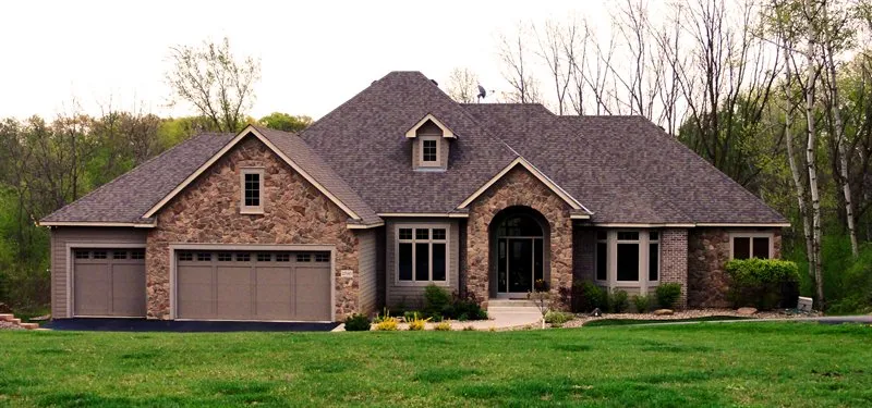 Emergency residential roofing service for fast service across Hampton, MN - Schaffer Window & Siding