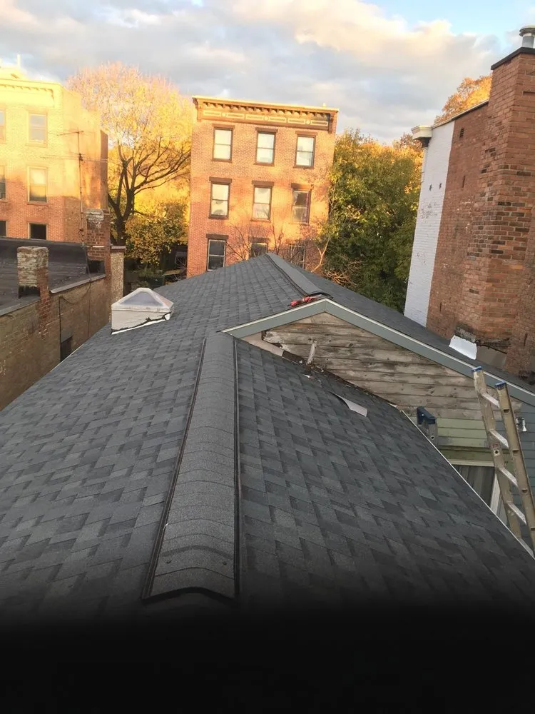 Emergency roof repair for residential properties in Slingerlands, NY by Schaming Construction