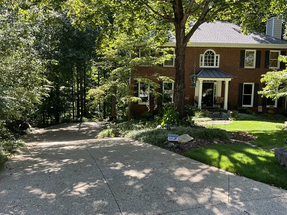 Slide of Schantz Home Improvement