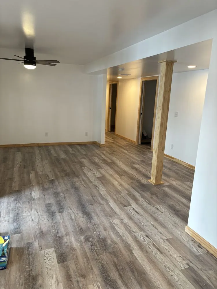 Slide of Schmelling Contracting