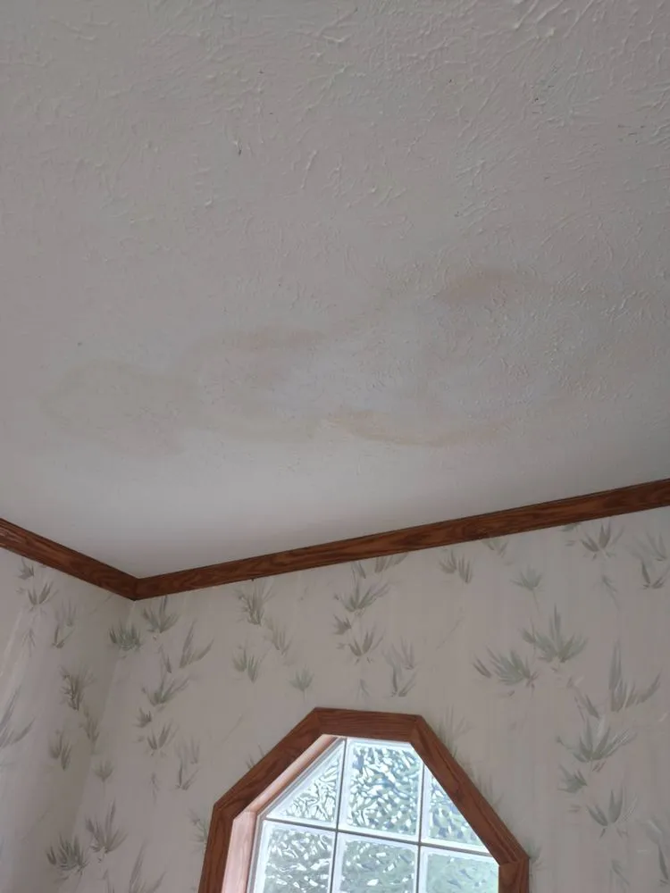 Slide of Schmidt Roofing & Siding