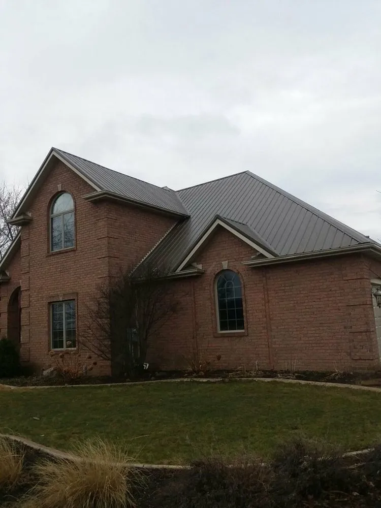 Professional roof repair for fast service across Spencerville, IN - Schmucker Quality Construction