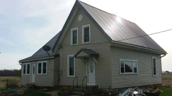 Trusted roof repair experts serving Macy, IN - Schweetsa Construction