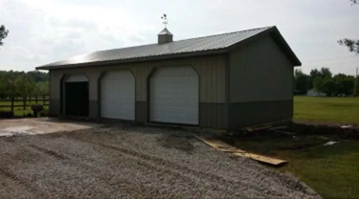 Professional residential roofing service in Macy, IN - Schweetsa Construction