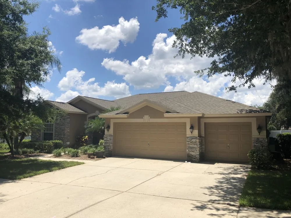 Reliable residential roofing service experts serving Sorrento, FL - SCM Roofing