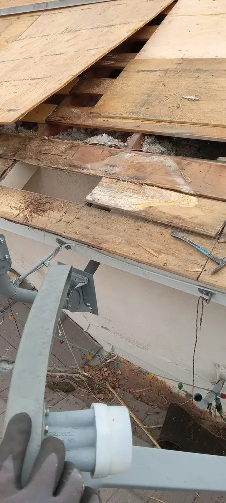 Slide of Scorpion Roofing