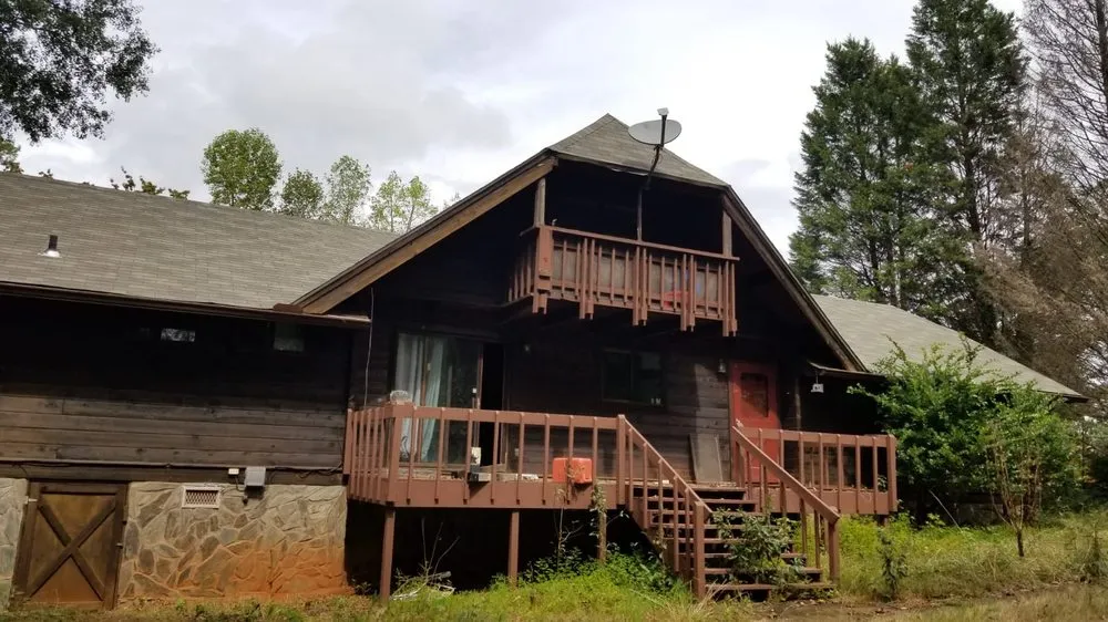 Slide of Scott A1 Roofing and Painting