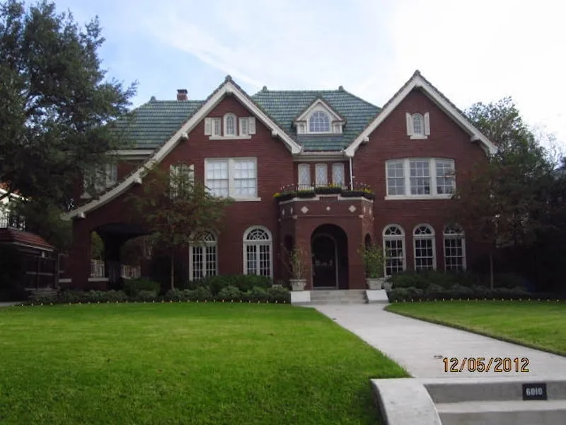 Slide of Scott Exteriors