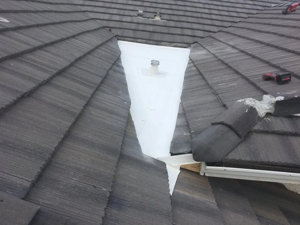 Slide of Scott Roofing