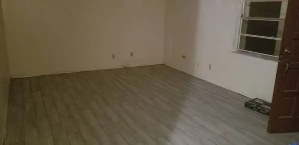 Slide of SCOTT'S AMERICAN TILE COMPANY.