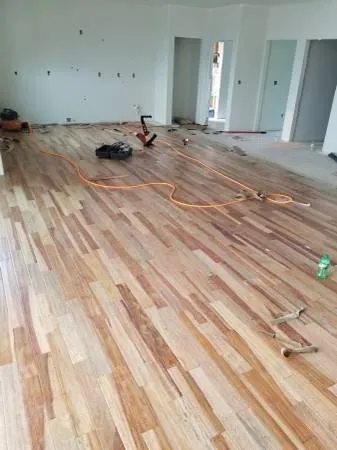 Slide of SCOTT'S AMERICAN TILE COMPANY.