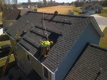 Slide of Scott's Roofing & Siding