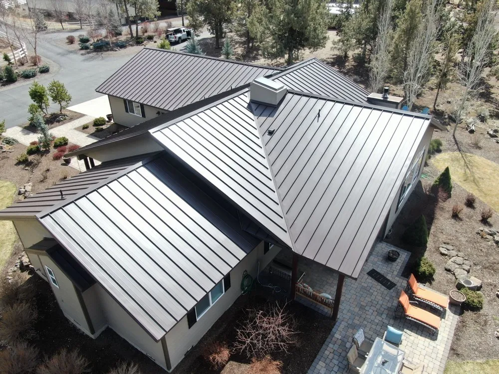 Slide of Scott's Roofing