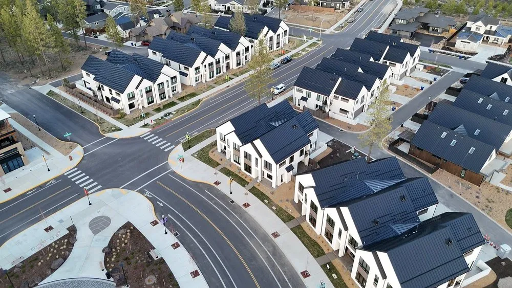 Slide of Scott's Roofing