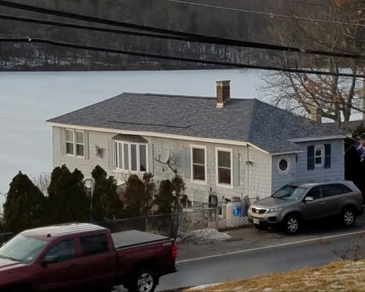 Slide of Scott's Roofing