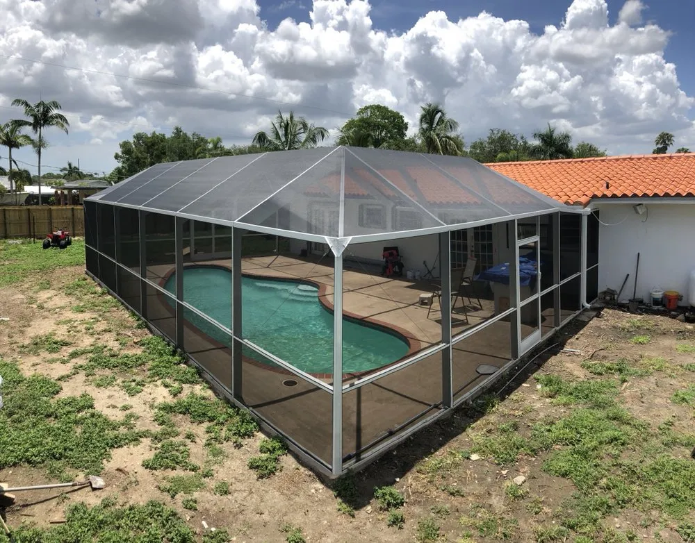 Slide of Screen in Miami