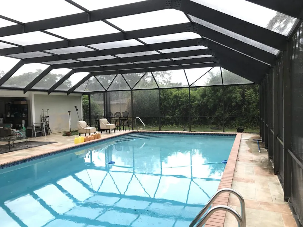 Slide of Screen in Miami