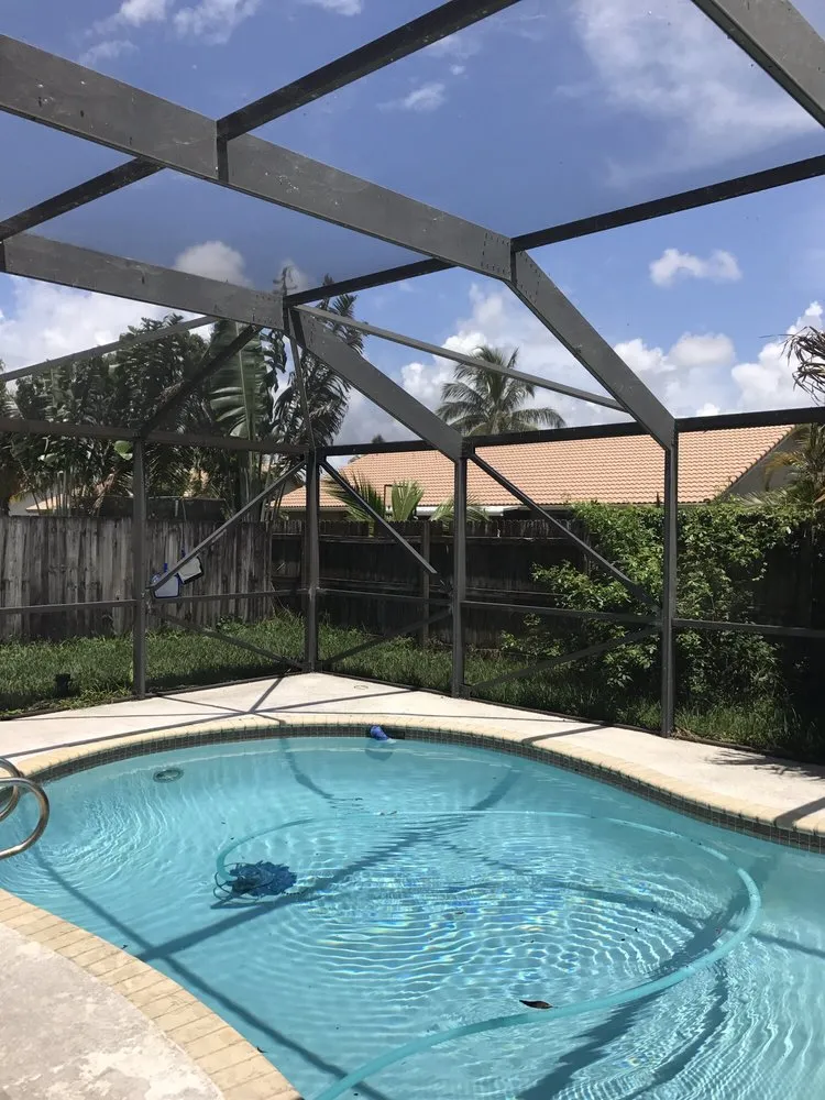 Slide of Screen in Miami