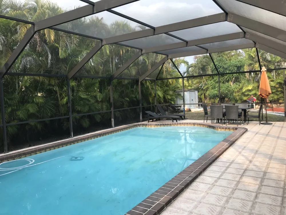 Slide of Screen in Miami