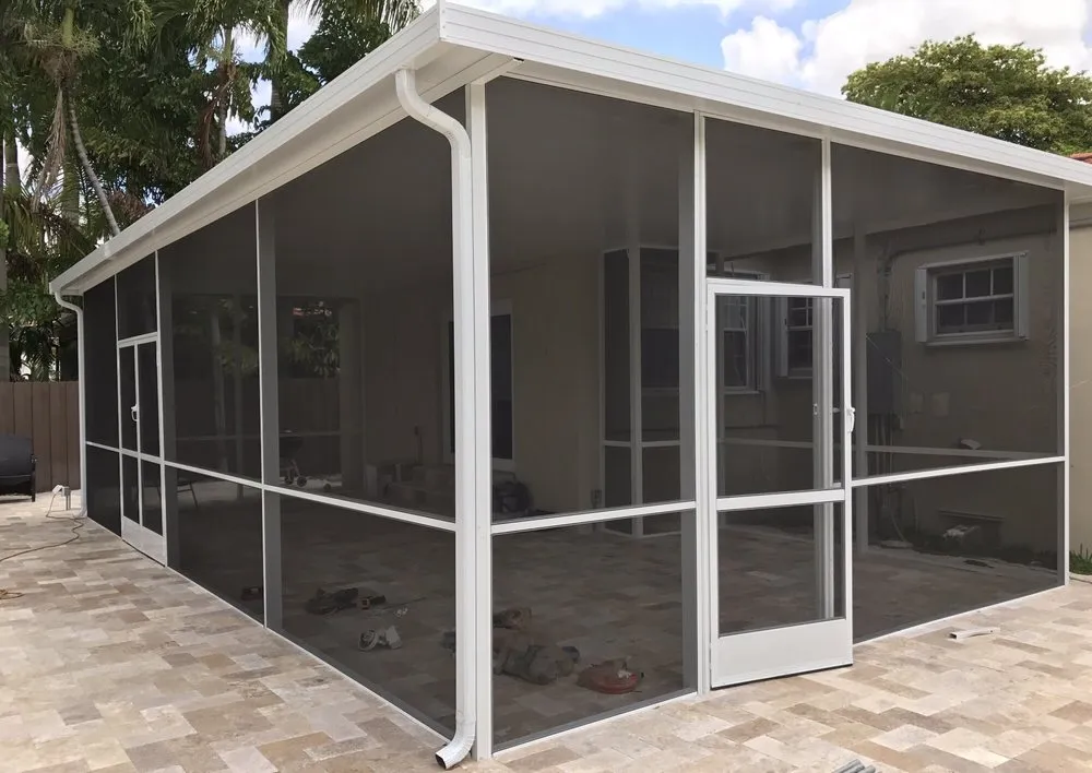 Slide of Screen in Miami