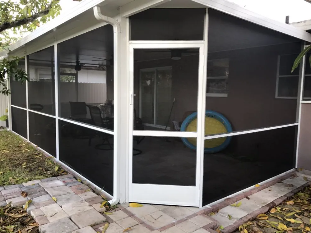 Slide of Screen in Miami