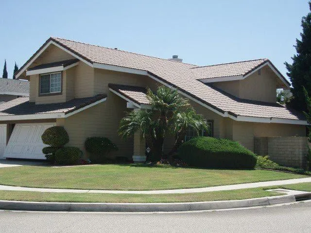 Slide of Scurrah's Roofing