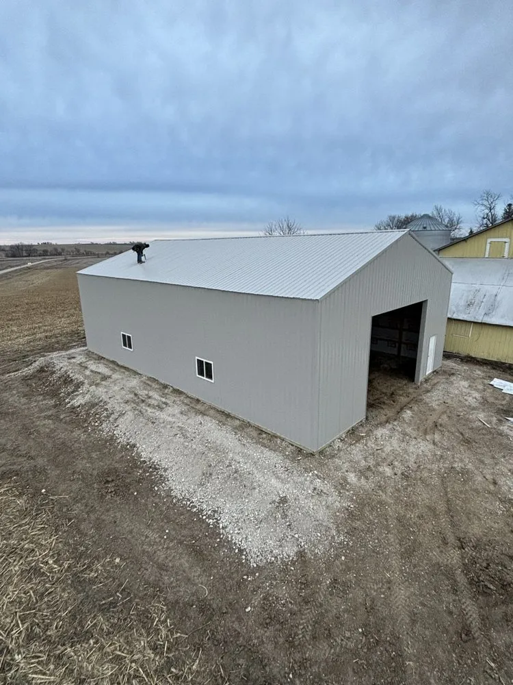 Licensed metal roofing installation experts serving Drakesville, IA - SD Construction