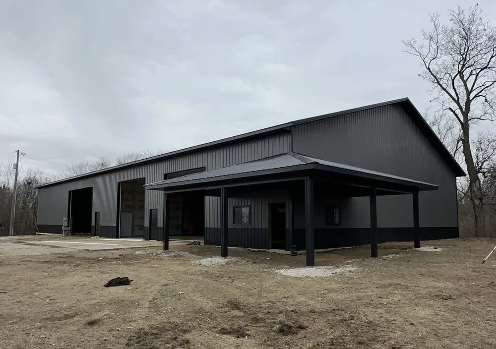 Expert roof leak repair in Drakesville, IA - SD Construction