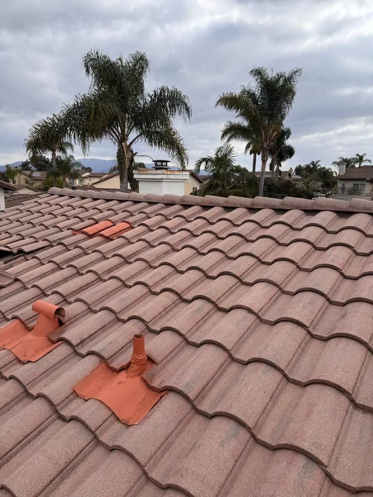 Slide of SD Supreme Roofing Services