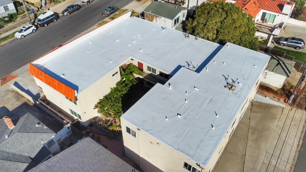 Slide of SD Supreme Roofing Services