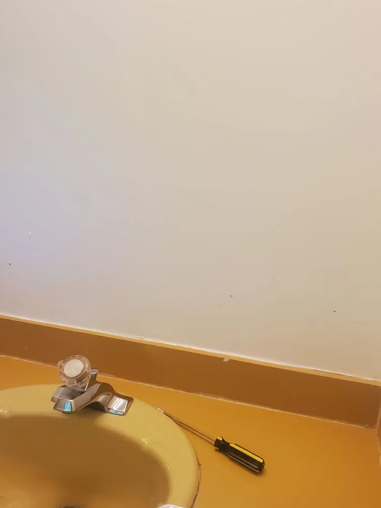 Slide of S&df Lawn Maintenance