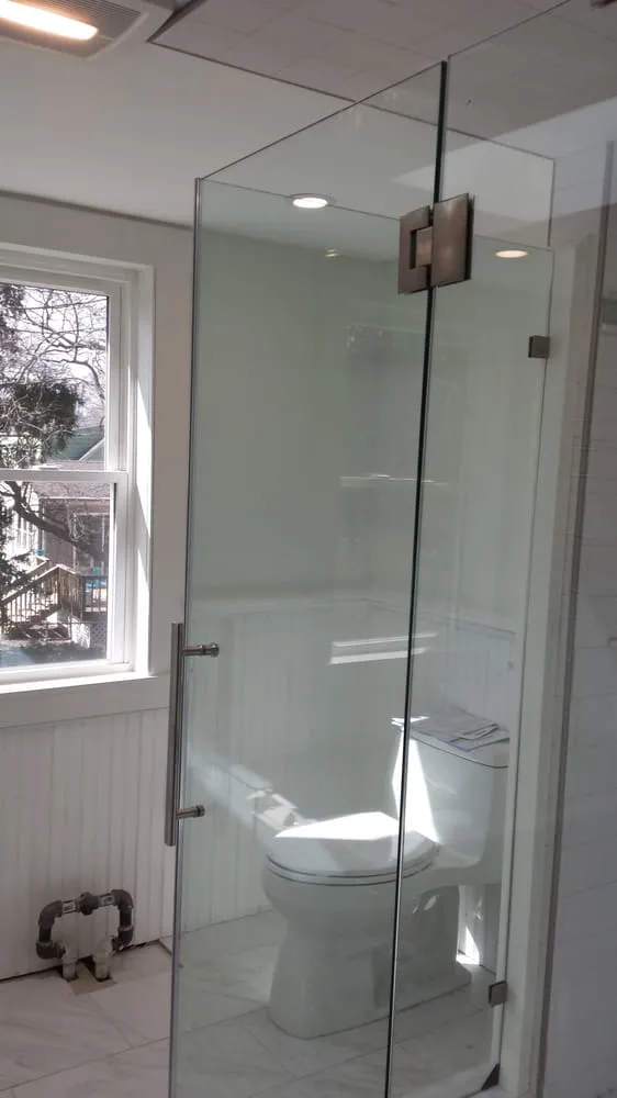 Slide of Seacrest Renovations