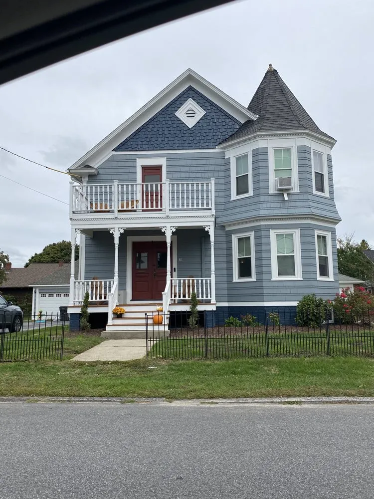 Slide of Seamless Gutter & Professional Painting